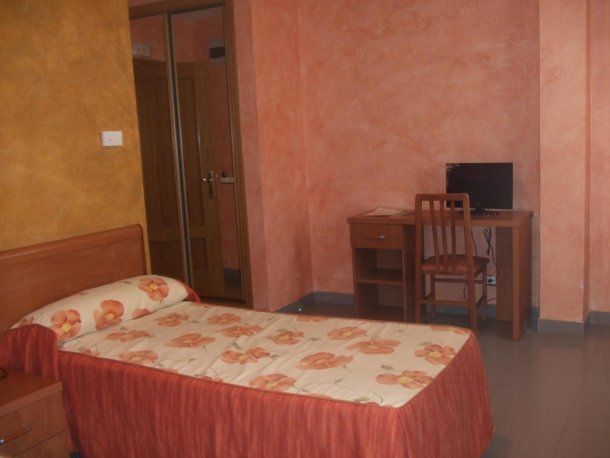 Hotel Vadorrey Roa ภายนอก รูปภาพ