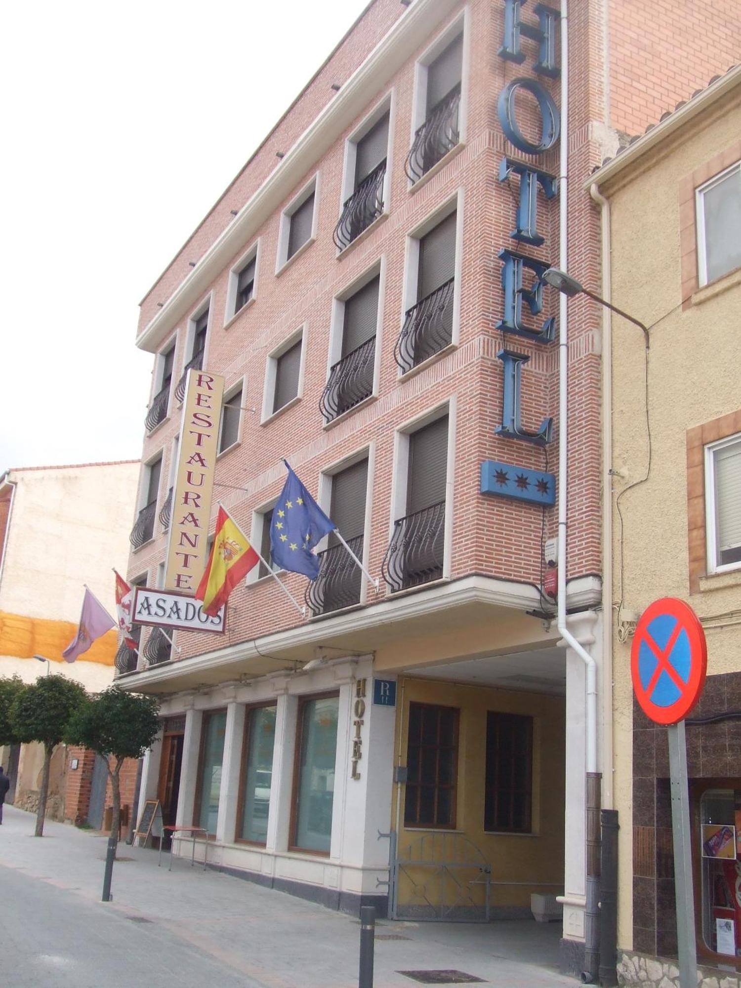 Hotel Vadorrey Roa ภายนอก รูปภาพ