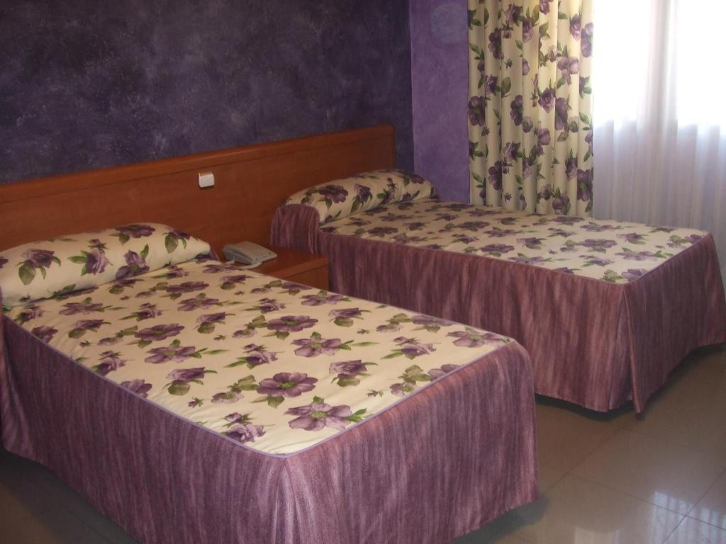Hotel Vadorrey Roa ห้อง รูปภาพ